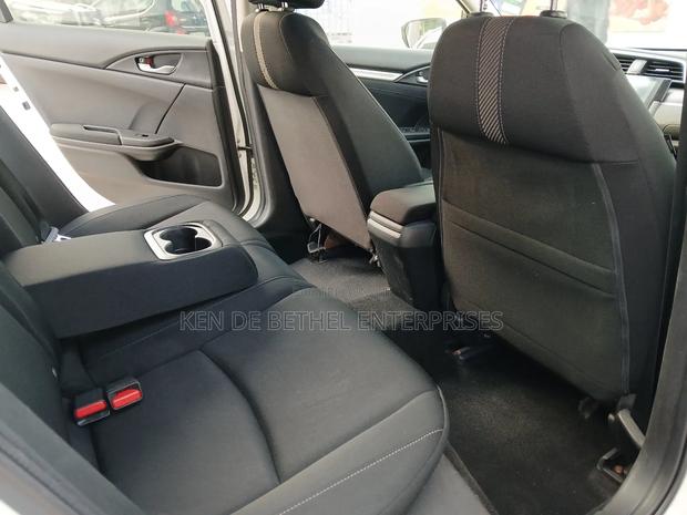 Honda Civic EX-T Sedan 2018 White photo 5