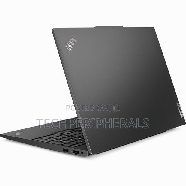 New Laptop Lenovo ThinkPad E16 G1 8GB Intel Core I5 SSD 512GB photo 3