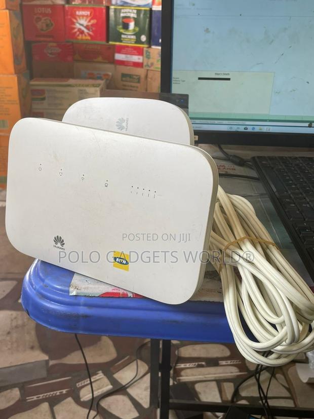 Neatly Used MTN Turbonet Router and Omni Antenna (No Sim) · Photo 2