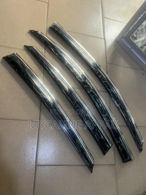 Original Honda Civic 2016 to 2020 Window Door Visor/Rain Guard Chrome photo 4