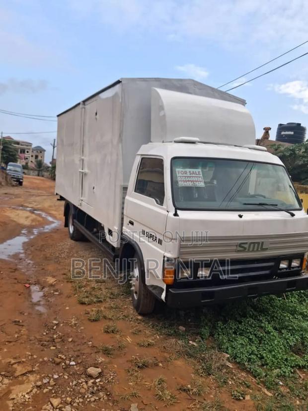Mazda Biante 2014 White
