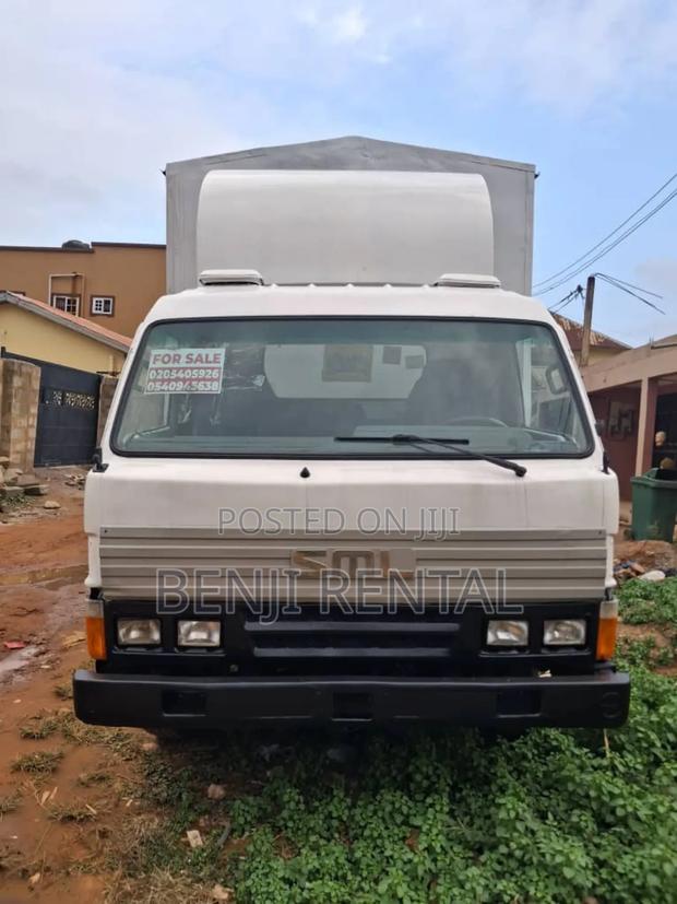 Mazda Biante 2014 White