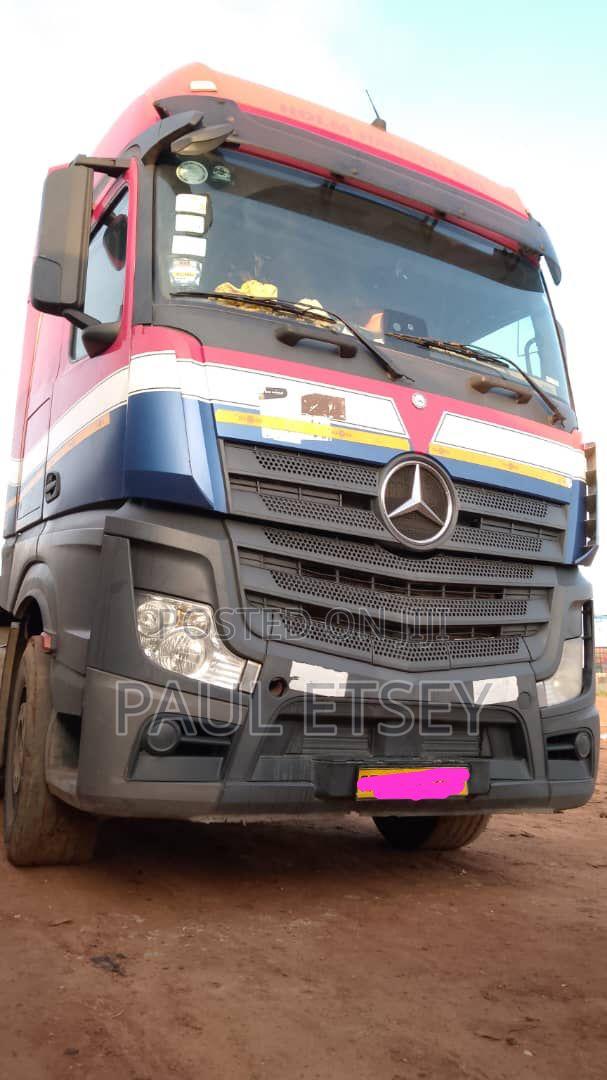 Tractor Head Mercedes Actros 6x2 for Sale (Hot Sale) photo 5
