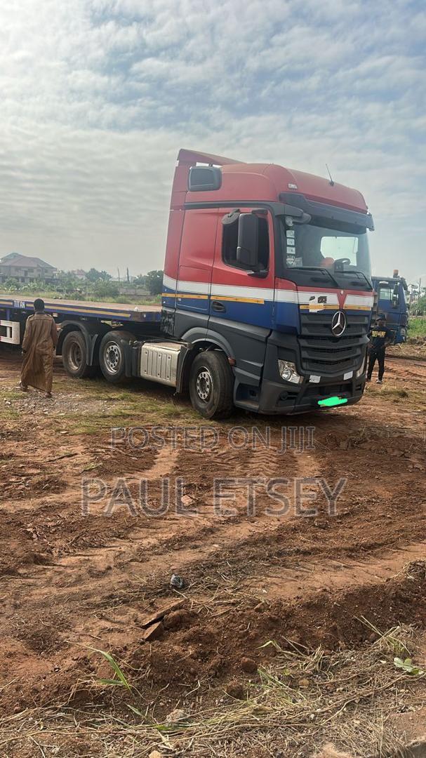 Tractor Head Mercedes Actros 6x2 for Sale (Hot Sale) photo 2