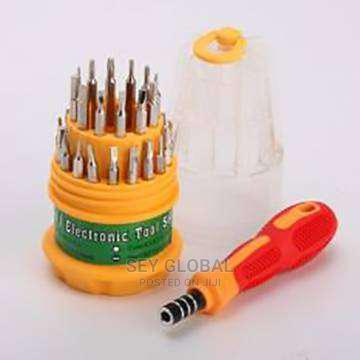 31 in 1 Screwdriver Set · Photo 2