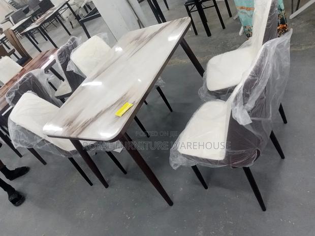 Marble Top 4 Seater Dining Set · Photo 4