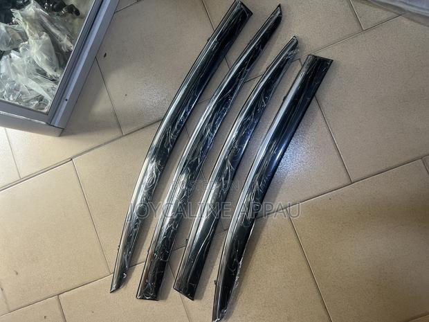 Honda Civic 2012 to 2015 Window Door Visor/Rain Guard photo 2