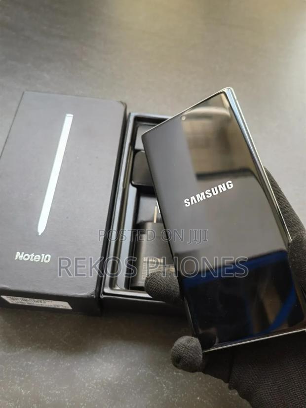 New Samsung Galaxy Note10 256 GB White · Photo 2