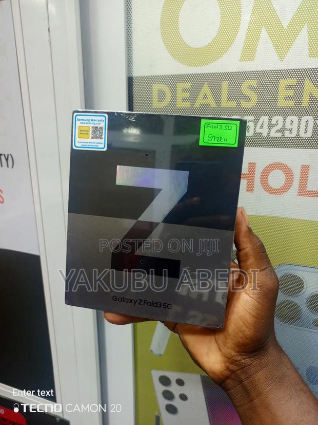 New Samsung Galaxy Z Fold 3 512 GB Green · Photo 1