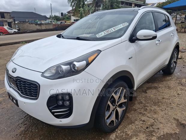 Kia Sportage SX 4dr SUV AWD (2.0L 4cyl Turbo 6A) 2017 White