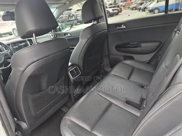 Kia Sportage SX 4dr SUV AWD (2.0L 4cyl Turbo 6A) 2017 White