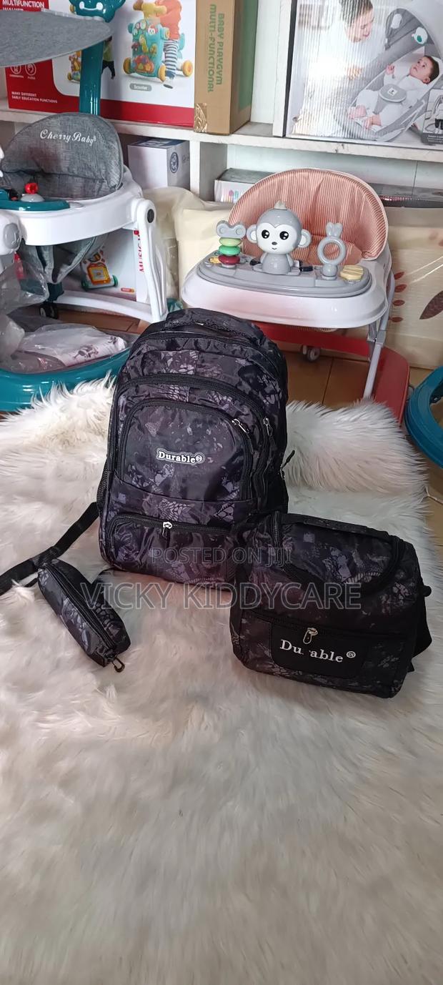 3 PCS Unisex School Bag · Photo 3
