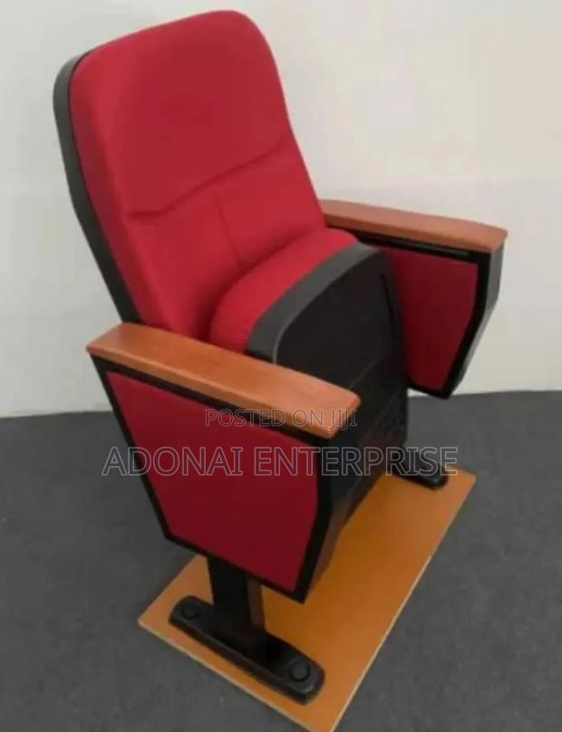 Auditorium Chair Jvgh65uy · Photo 1