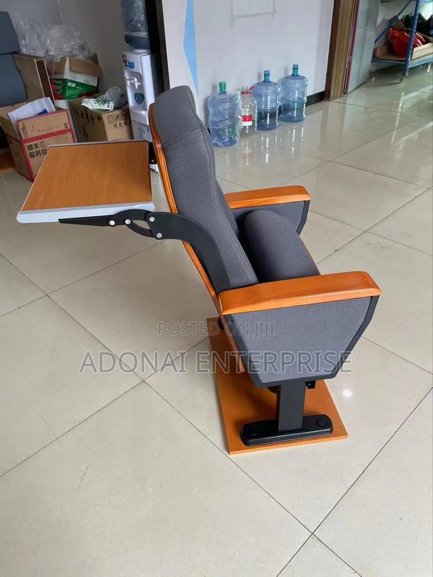 Auditorium Chair Bxgdb65ui · Photo 3