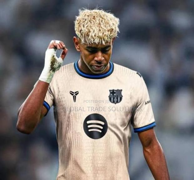 2025/2026 Barcelona Away Jersey photo 2