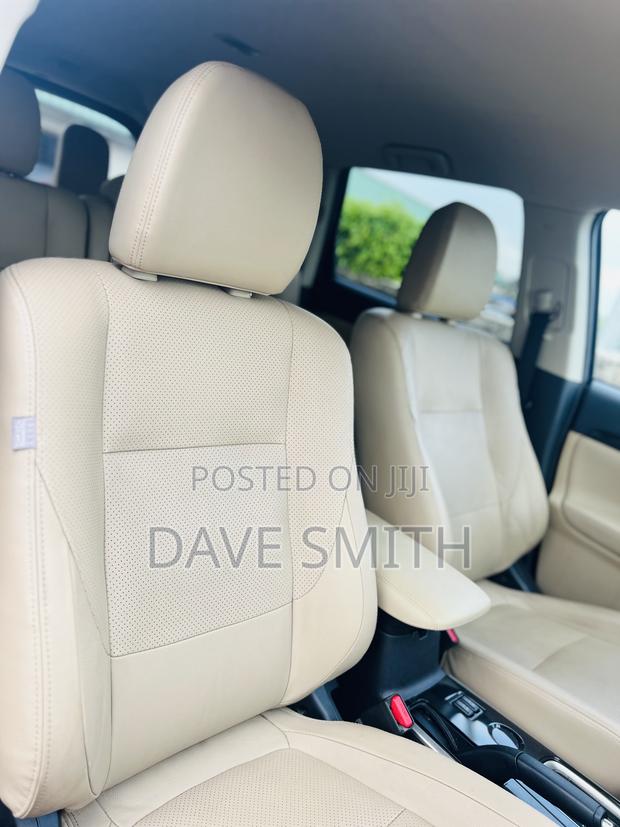 Mitsubishi Outlander SEL AWC 2018 Blue