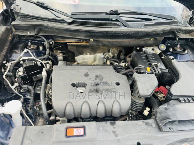 Mitsubishi Outlander SEL AWC 2018 Blue