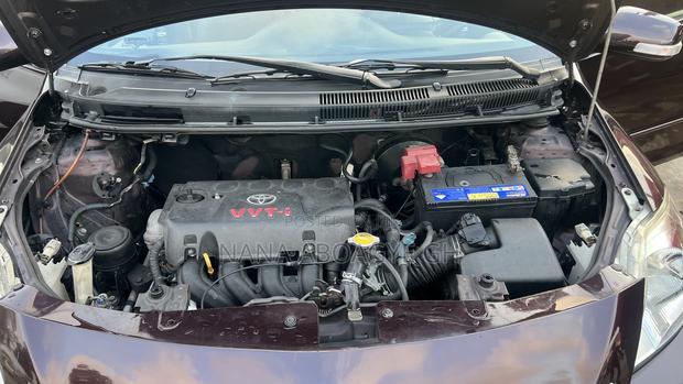 Toyota Belta 2010 Brown