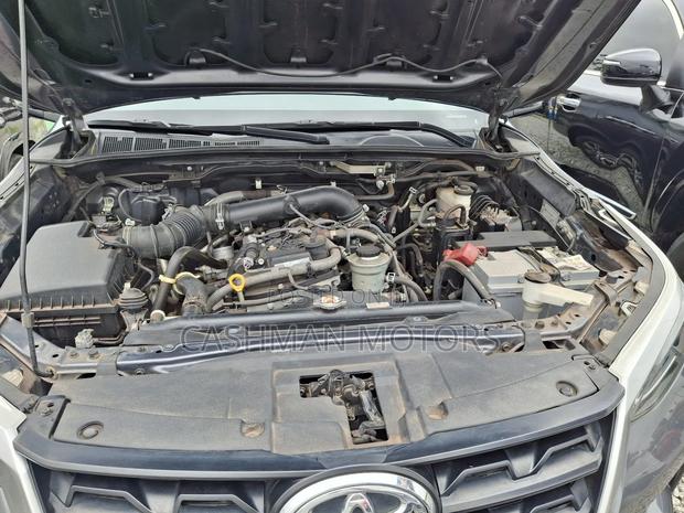 Toyota Fortuner 2.4 D AWD 2022 Gray