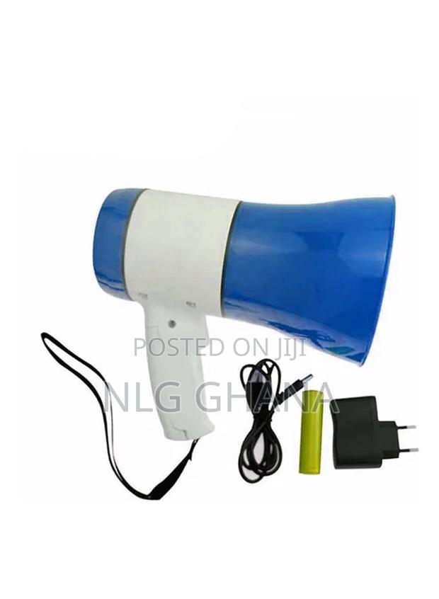 Handheld Megaphone With Loud Speaker Built-In. Ghx6781 · Photo 1