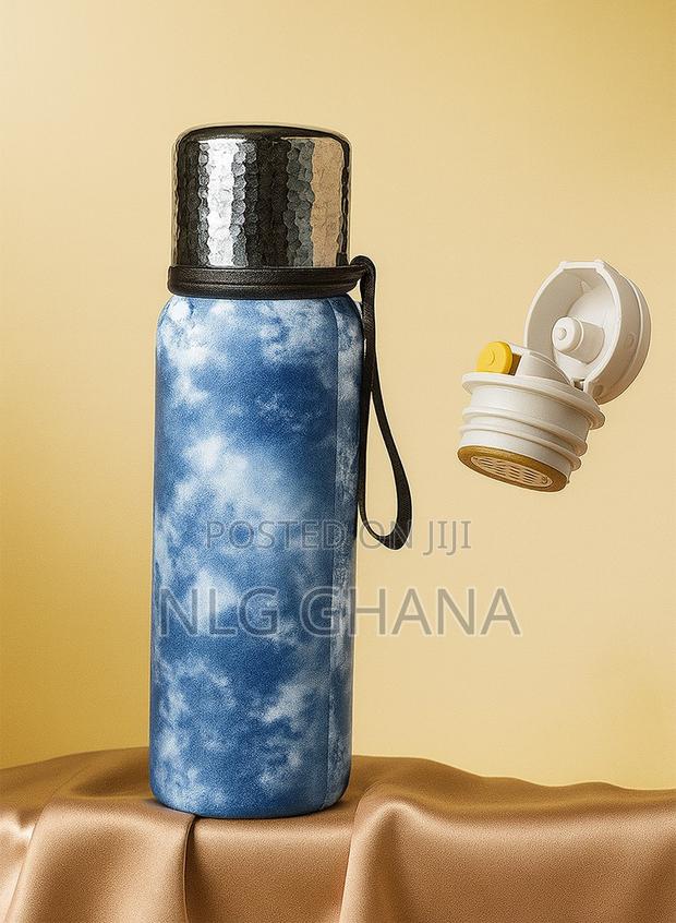 700ml Portable Outdoor Travel Sports Water Bottle Fitness. · Photo 2