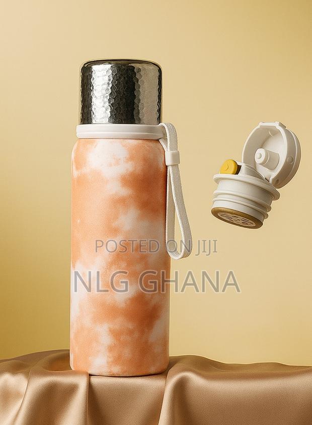 700ml Portable Outdoor Travel Sports Water Bottle Fitness. · Photo 4