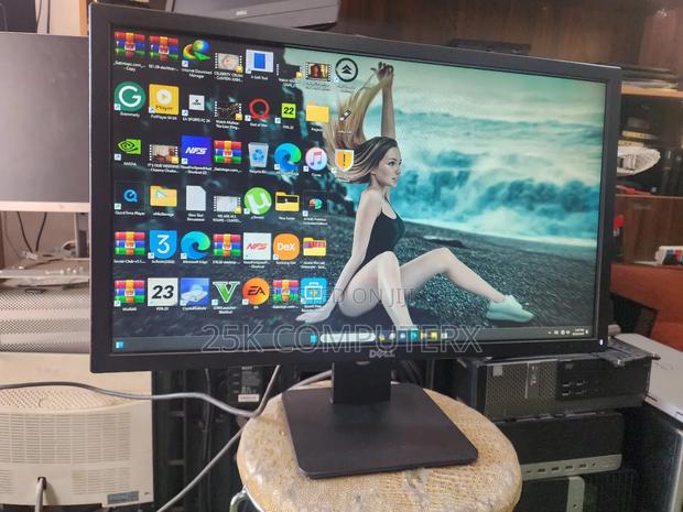 Dell 24" Full Hd Ips Led Monitor 1920×1080, 60 Hz, Displayport/Dvi/Vga