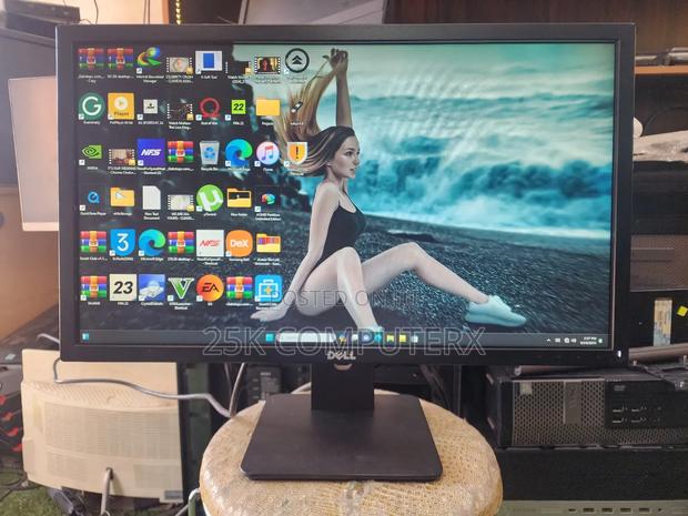 Dell 24" Full Hd Ips Led Monitor 1920×1080, 60 Hz, Displayport/Dvi/Vga photo 2