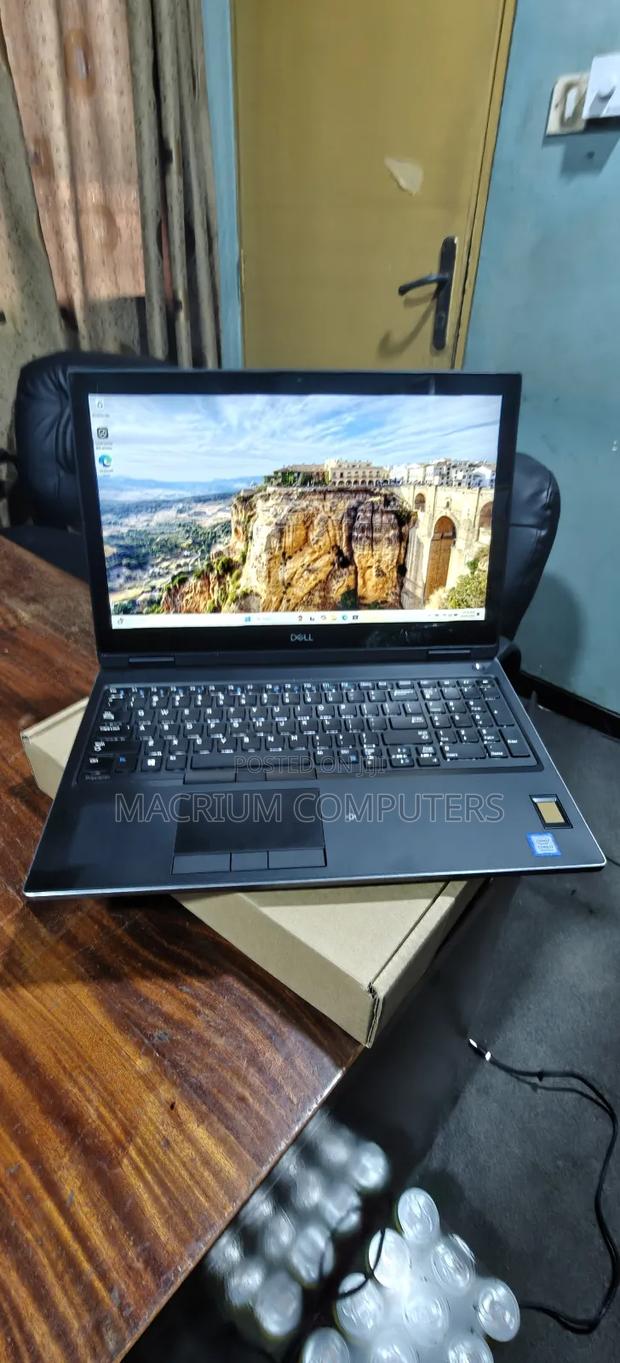 Laptop Dell Precision 7530 12GB Intel Core I7 SSD 512GB photo 4