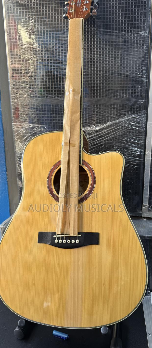 Gibson Semi Acoustic Guitar photo 2