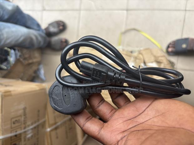 Power Cable · Photo 2