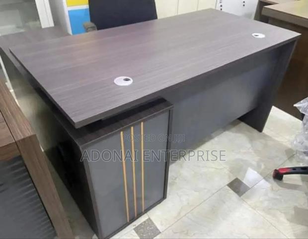 Office Desk Table Dhc65hb · Photo 1