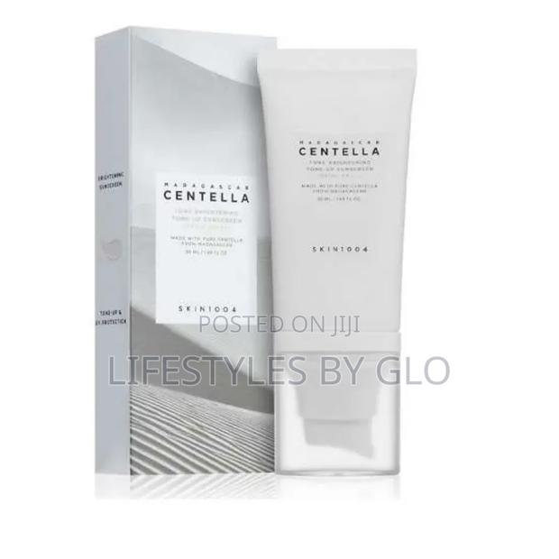 Skin1004 Madagascar Centella Brighting Sunscreen Spf50+ Pa++ photo 2