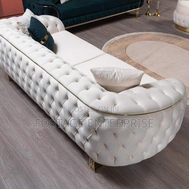 Brand New Italian Quality Sofa Set · Photo 2