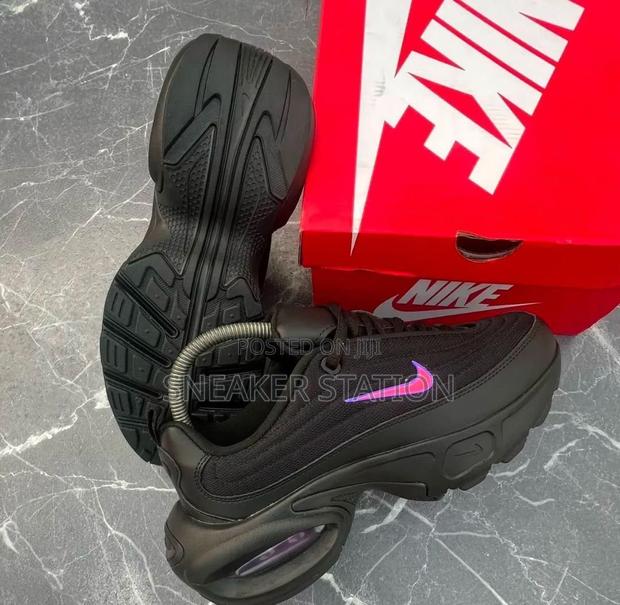Nike Airmax Portal Black · Photo 4