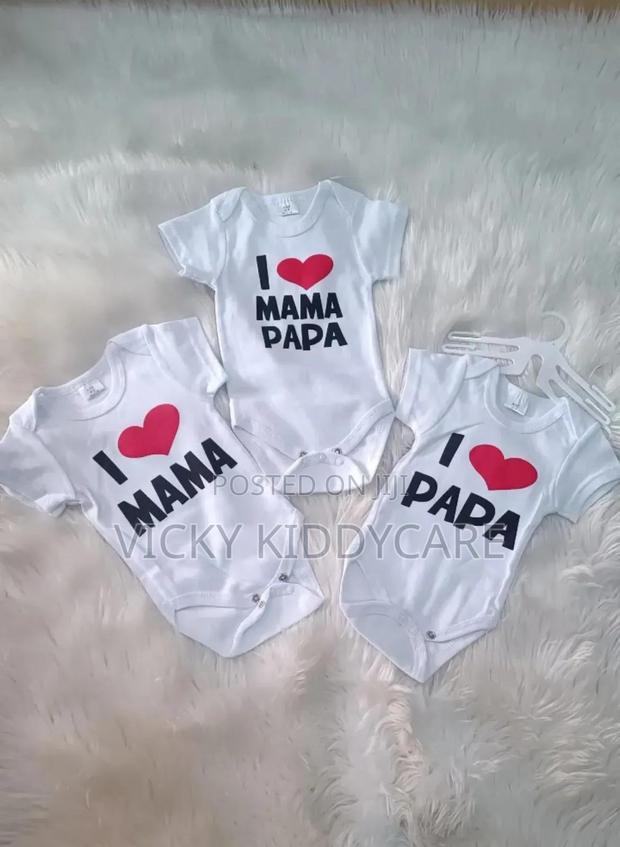 3 PCS I Love Ma and Papa Body Suit · Photo 2