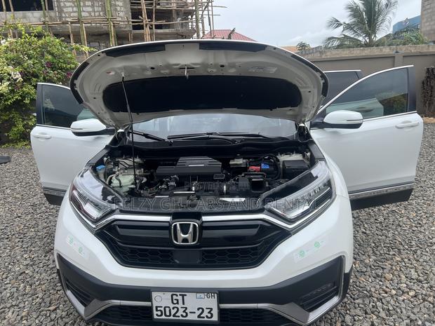 Honda CR-V Touring FWD 2020 White photo 10