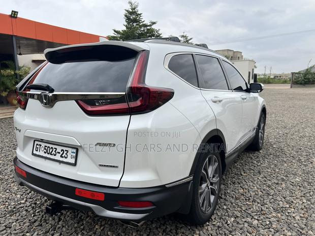 Honda CR-V Touring FWD 2020 White photo 4