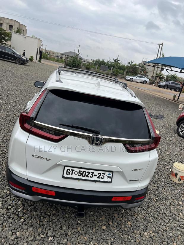 Honda CR-V Touring FWD 2020 White photo 2