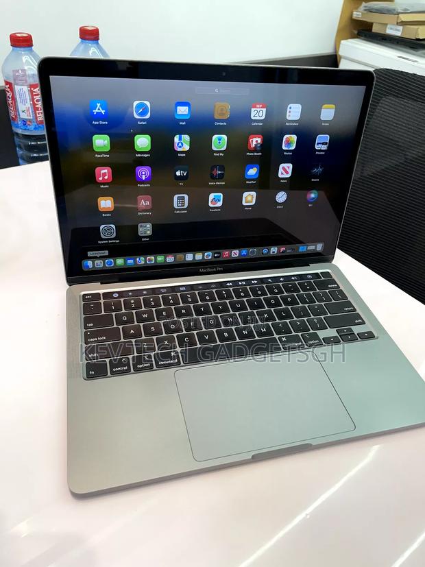 Laptop Apple MacBook Pro 2020 16GB Intel Core I7 SSD 500GB photo 3