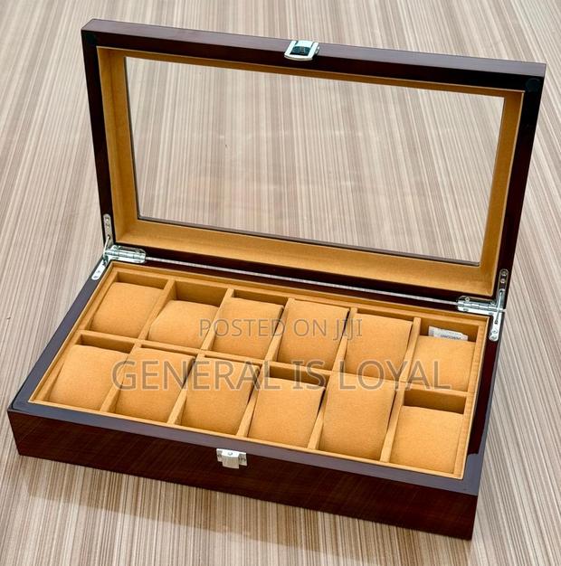 12slot Wooden Watches Organizers · Photo 4