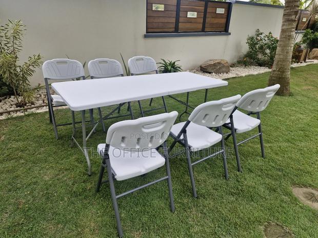 Party Table With (6) Chairs photo 2