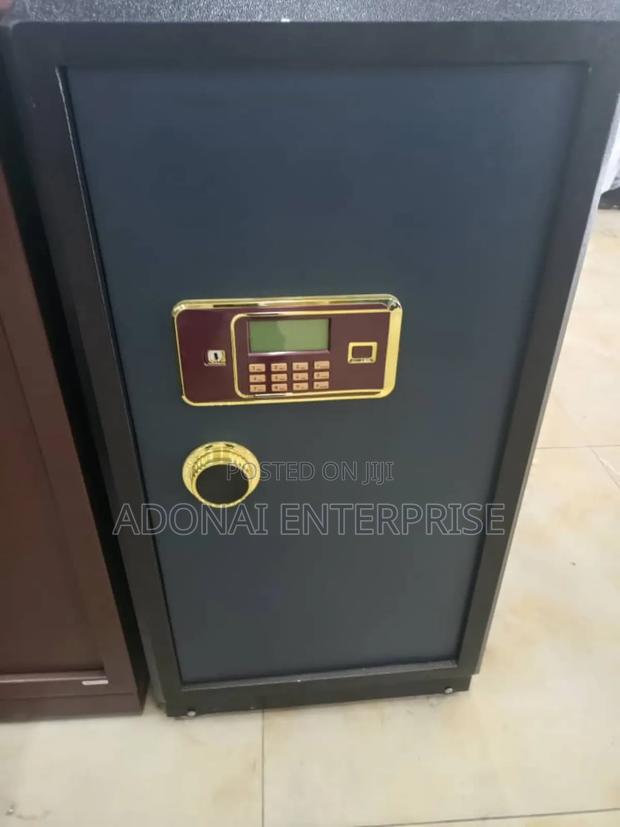 Fireproof Money Save Box Vvfg54y photo 2
