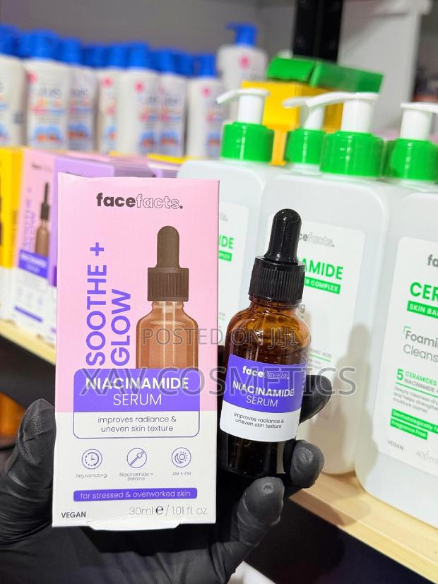 Face Facts Niacinamide Serum · Photo 2