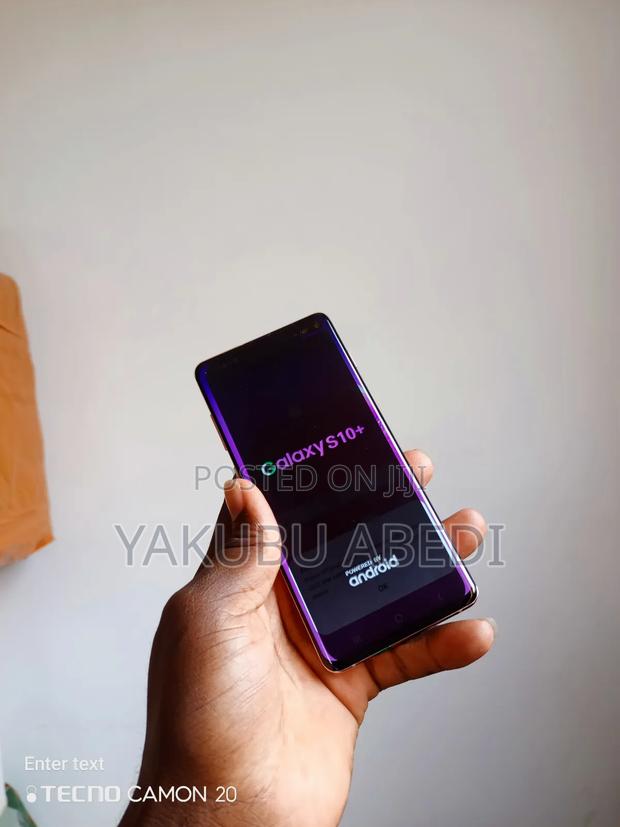New Samsung Galaxy S10 Plus 128 GB Red photo 2