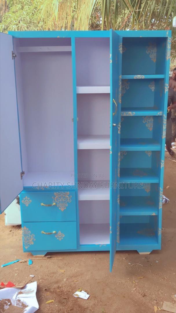 Two in One Wardrobe/Shoerack · Photo 4