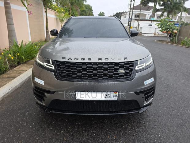 Land Rover Range Rover 2022 Gray photo 2