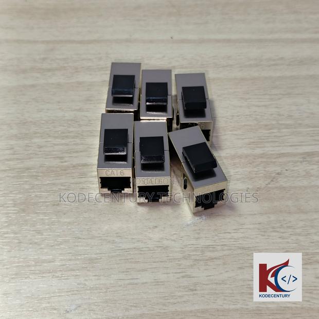 Shielded (Stp) Rj45 Keystone | Rj45 STP Module (Cat6) · Photo 3