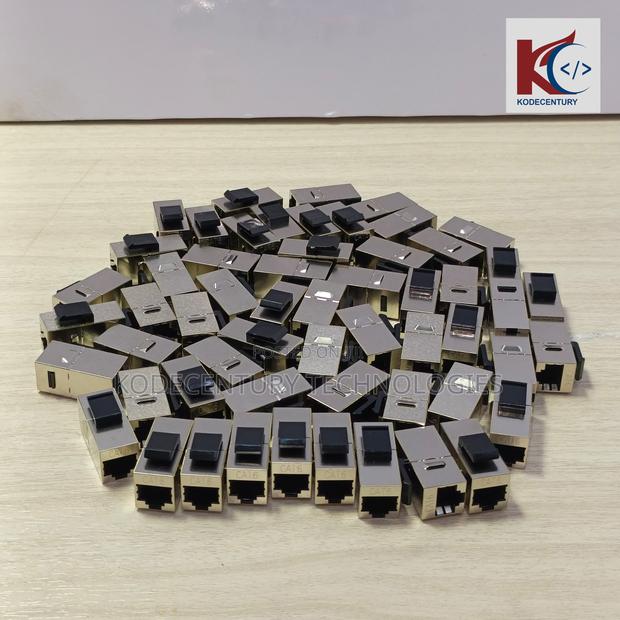 Shielded (Stp) Rj45 Keystone | Rj45 STP Module (Cat6) · Photo 4