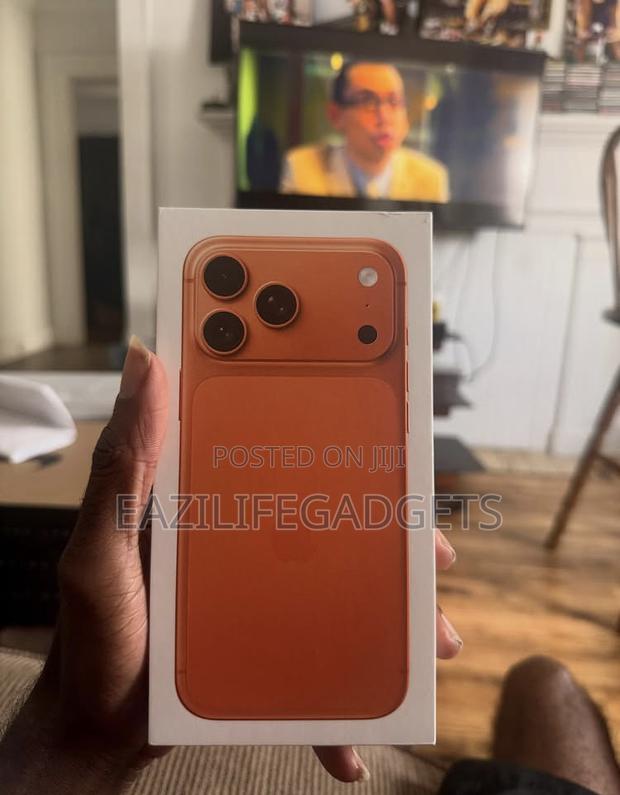 New Apple iPhone 17 Pro 256 GB Orange